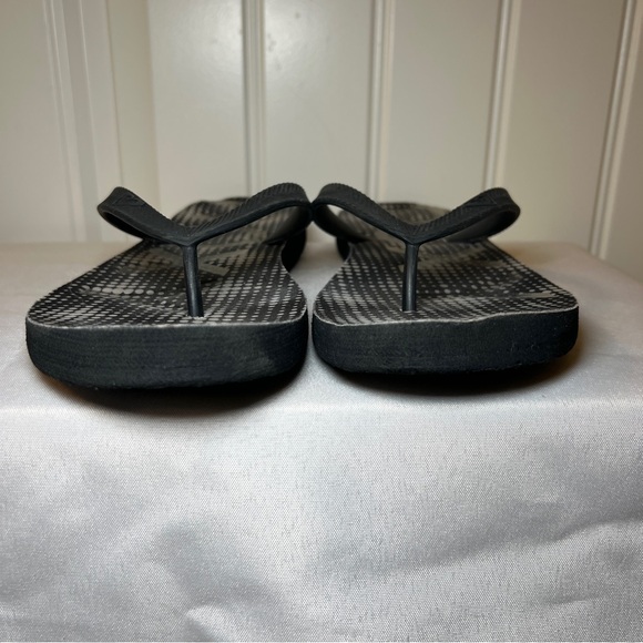 Roxy Playa Black and White Flip flops Women’s Size 8/9 - Picture 2 of 12